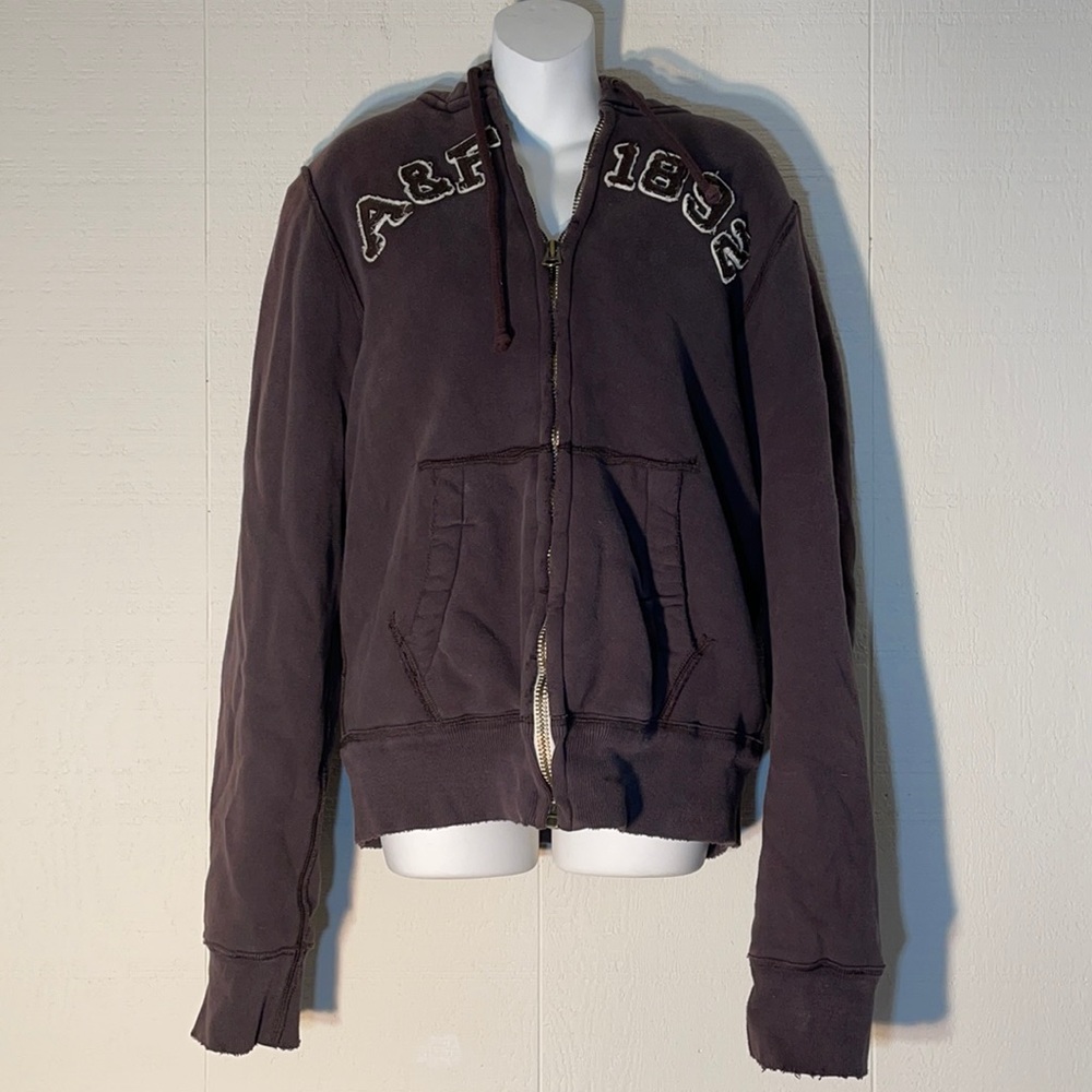 ABERCROMBIE AND FITCH HOODIE SMALL BROWN.